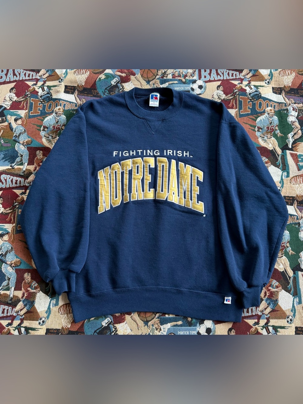 Vintage 90s Men’s Russell Athletic University of Notre Dame Navy Blue Sweatshirt